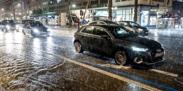 Καιρός Δευτέρα 28/9: Πού χρειάζεται προσοχή τις επόμενες ώρες – Πού έβρεξε περισσότερο