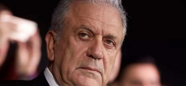 Ένταλμα σύλληψης σε βάρος του Δημήτρη Αβραμόπουλου στο πλαίσιο της έρευνας για το Qatargate