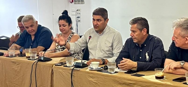 Πραγματοποιήθηκε η τακτική σύσκεψη των τοπικών στελεχών της Νέας Δημοκρατίας με τον Λευτέρη Αυγενάκη - Ένος λεπτού σιγή στη μνήμη της δολοφονημένης Βάγιας Νέστορα