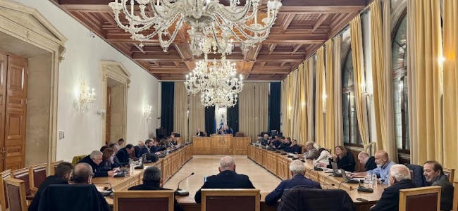 Καταδίκη και στο Δημοτικό Συμβούλιο Ηρακλείου για τον βανδαλισμό της προτομής του Νίκου Ξυλούρη 