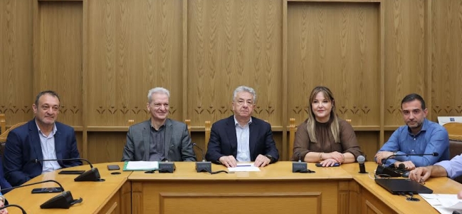 Υπογραφή σύμβασης για τη χρηματοδότηση καρτών μετακίνησης των φοιτητών στο Ηράκλειο