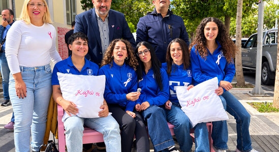 Με κεντρικό σύνθημα «Είναι στο χέρι μου» η Περιφέρεια Κρήτης μέσω της καμπάνιας «Καλώ_σε» ευαισθητοποιεί για τον καρκίνο του μαστού