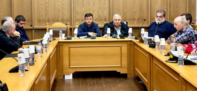 Έκτακτη συνεδρίαση Πολιτικής Προστασίας για την κακοκαιρία στην Π.Ε. Ηρακλείου Ν. Συριγωνάκης:«Προτεραιότητά μας η προστασία της ανθρώπινης ζωής»