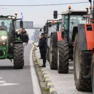 Όλα έτοιμα για την απόβαση των αγροτών στην Αθήνα – Στόχος να μείνουν στο Σύνταγμα για 24 ώρες