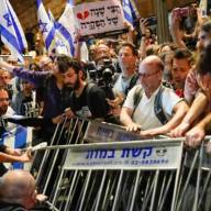 Ισραήλ: Νέα μεγάλη κινητοποίηση εναντίον του Νετανιάχου έπειτα από έξι μήνες πολέμου