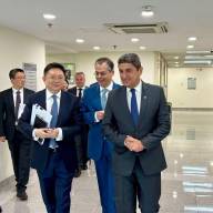  Συνάντηση του ΥπΑΑΤ Λευτέρη Αυγενάκη με τον αρμόδιο Κινέζο υφυπουργό Εμπορίου