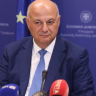 Βράζει ο κάμπος με Τσιάρα και Μαξίμου για πληρωμές αγροτών και ΟΠΕΚΕΠΕ