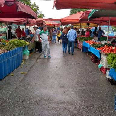 Σε δημόσια διαβούλευση η μετακίνηση της λαϊκής αγοράς της Νέας Αλικαρνασσού