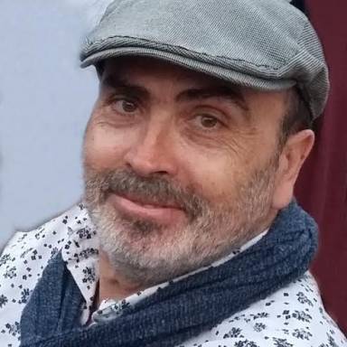 Σημαντική δωρεά εξοπλισμού φυσικοθεραπείας από τον Στέλιο Βισκαδουράκη στο Δήμο Ηρακλείου