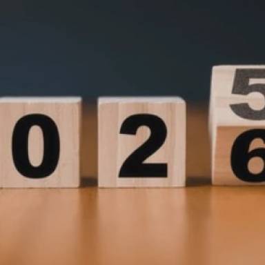 Ή αλλαγή πορείας ή χαμένη δεκαετία το 2026