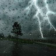 Εκτακτο δελτίο καιρού: Πορτοκαλί προειδοποίηση για ισχυρές καταιγίδες και αφρικανική σκόνη