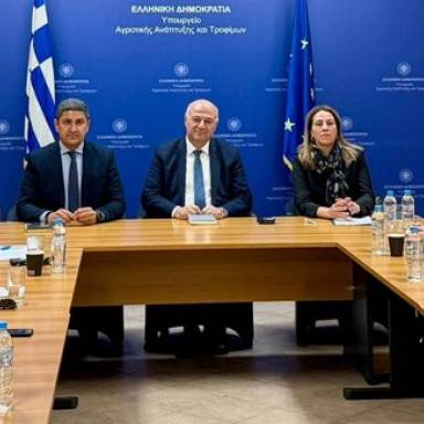 Σύσκεψη στο Υπουργείο Αγροτικής Ανάπτυξης και Τροφίμων για αγροτική οδοποιία και αρδευτικά έργα στο Δήμο Μινώα Πεδιάδας