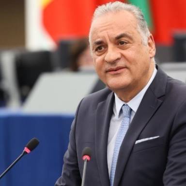 «Τροπολογίες για την κατάργηση των όρων «μακεδόνες πολίτες» και «μακεδονική κυβέρνηση», κατέθεσε ο Μανώλης Κεφαλογιάννης