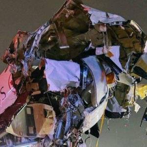 Νεκροί ο πιλότος και ο συγκυβερνήτης σε σύγκρουση αεροσκάφους με πυροσβεστικό όχημα στο LaGuardia της Νέας Υόρκης