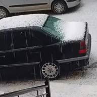 Η κακοκαιρία Erminio χτύπησε με ένταση τον Πολύγυρο Χαλκιδικής, προκαλώντας εντυπωσιακές αλλά και επικίνδυνες εικόνες.