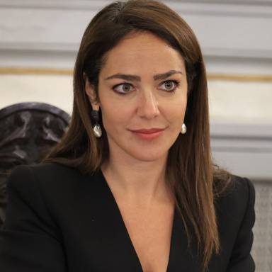 Δόμνα Μιχαηλίδου: «Την Παρασκευή 24 Απριλίου ανοίγουν οι αιτήσεις για τις “Νταντάδες της Γειτονιάς”