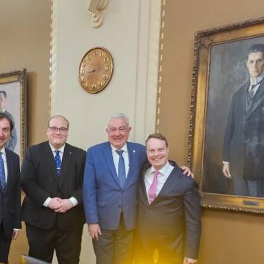 Στο Συνέδριο Ενέργειας & Μεταφορών στη Φινλανδία ο Γιώργος Αλεξάκης