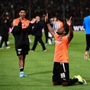 «ΟΦΗ από ατσάλι: 39 χρόνια μετά, σήκωσε το Κύπελλο στον Βόλο!»