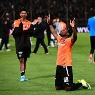 «ΟΦΗ από ατσάλι: 39 χρόνια μετά, σήκωσε το Κύπελλο στον Βόλο!»