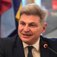 Ανακοίνωσε τη συμπόρευσή του με το ΠΑΣΟΚ o Νικόλας Φαραντούρης