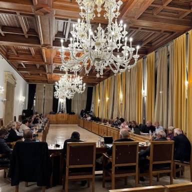 Καταδίκη και στο Δημοτικό Συμβούλιο Ηρακλείου για τον βανδαλισμό της προτομής του Νίκου Ξυλούρη 