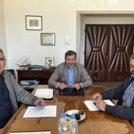 Συνάντηση για την ενημέρωση της αναπτυξιακής πορείας του έργου  φράγματος Καθαρού Κριτσάς, στην Αντιπεριφέρεια Λασιθίου