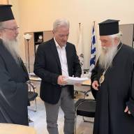 Επίσκεψη του Σεβασμιώτατου Αρχιεπισκόπου Σινά Συμεών στον Δήμαρχο Ηρακλείου Αλέξη Καλοκαιρινό