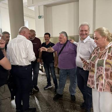 Στο πλευρό των εργαζομένων της καθαριότητας στα Δικαστήρια ο Αλέξης Καλοκαιρινός