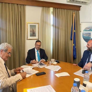 Ισχυρό βήμα για την πράσινη μετάβαση και την προστασία του περιβάλλοντος Στρατηγική συνεργασία με υπογραφή νέας σύμβασης ΟΛΗ και HEC