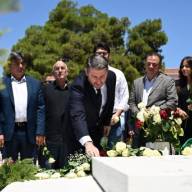 Φόρο τιμής στον Ανδρέα Παπανδρέου απέτισαν ο Πρόεδρος του ΠΑΣΟΚ, Βουλευτές και στελέχη