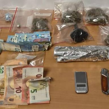 Συνελήφθησαν 2 αλλοδαποί  για παραβάσεις νομοθεσίας περί ναρκωτικών και όπλων στα Χανιά 
