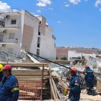 Συναγερμός στα Πετράλωνα: Κατέρρευσε τετραώροφη πολυκατοικία – Αναφορές για εγκλωβισμένους