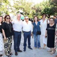 Παραδόθηκε σε χρήση η νέα παιδική χαρά στην πλατεία Νικαίας
