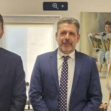 Ομόφωνα επανεξελέγη Πρόεδρος του Δημοτικού Συμβουλίου Μαλεβιζίου ο Λευτέρης Καλλέργης