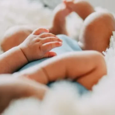 ΕΛΣΤΑΤ: Οριακή αύξηση των γεννήσεων στην Ελλάδα το πρώτο τρίμηνο του 2026