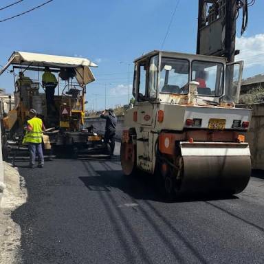 Στην οδό Νάθενα συνεχίζεται το πρόγραμμα ασφαλτοστρώσεων από τον Δήμο Ηρακλείου