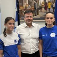 Συνάντηση του Αντιπεριφερειάρχη Ηρακλείου Νίκου Συριγωνάκη με τις Πρωταθλήτριες Μαριεύα και Χριστίνα Λέων