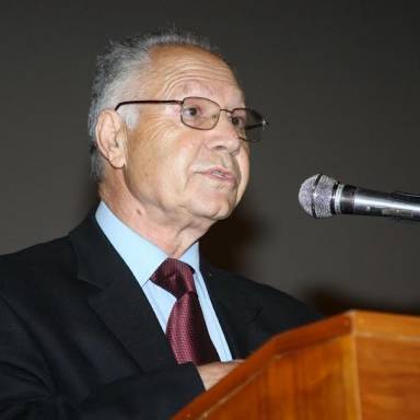 Ομόφωνη απόφαση του Δημοτικού Συμβουλίου Μινώα Πεδιάδας για την μετονομασία του Γενικού Λυκείου Καστελλίου σε Γενικό Λύκειο Καστελλίου- «Θεοχάρης Δετοράκης»