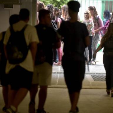 Προσλήψεις αναπληρωτών στα 20 Δημόσια Ωνάσεια Σχολεία – Έως 24 Αυγούστου οι αιτήσεις