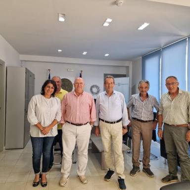 Συνάντηση του Διευθυντή Πρωτοβάθμιας Εκπαίδευσης Ηρακλείου  Μανώλη Μπελαδάκη με τον Δήμαρχο Χερσονήσου Ζαχαρία Δοξαστάκη
