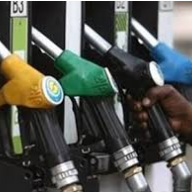 Καύσιμα: Στα 2,20 ευρώ η αμόλυβδη