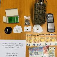 Με 235 γραμμάρια κάνναβης, ecstasy και κροτίδες συνελήφθη 32χρονος στον Αγιο Νικόλαο