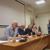 «Κοινό μέτωπο» από το Δήμο Βιάννου και την τοπική κοινωνία για να βρεθεί λύση στο ζήτημα επιβίωσης των καταστημάτων σε Καστρί και Κερατόκαμπο