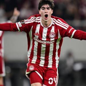 Ολυμπιακός – Σπάρτα Πράγας 1-0: Ερυθρόλευκη λύτρωση στο Καραϊσκάκη!