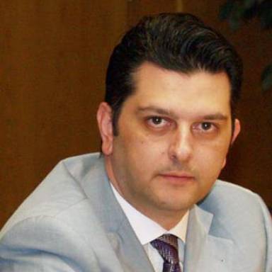 Πολιτικός σεισμός: αποχωρεί ο Μπεκίρης από το γραφείο Μητσοτάκη – «θα τα πούμε στα δικαστήρια»